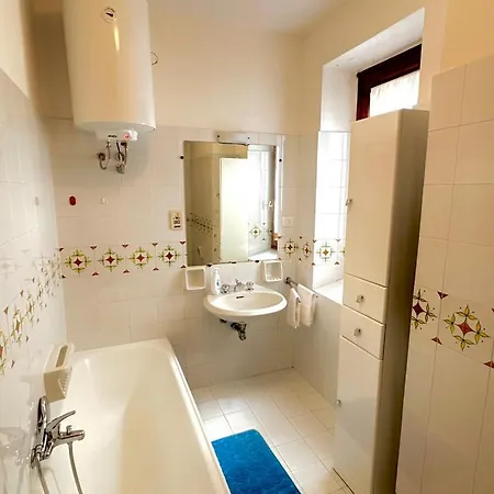 Casa Manto スティンティーノ